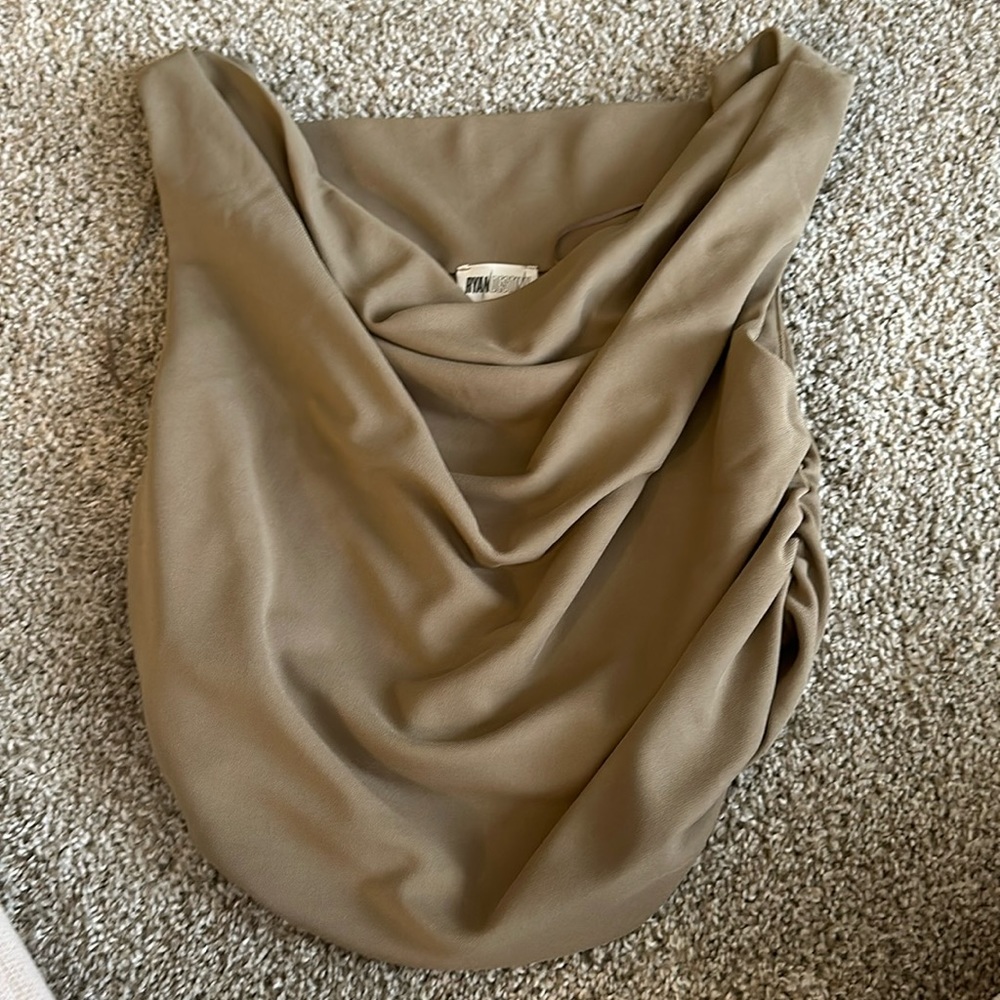 Ryan Destiny Cowel Neck Tank M